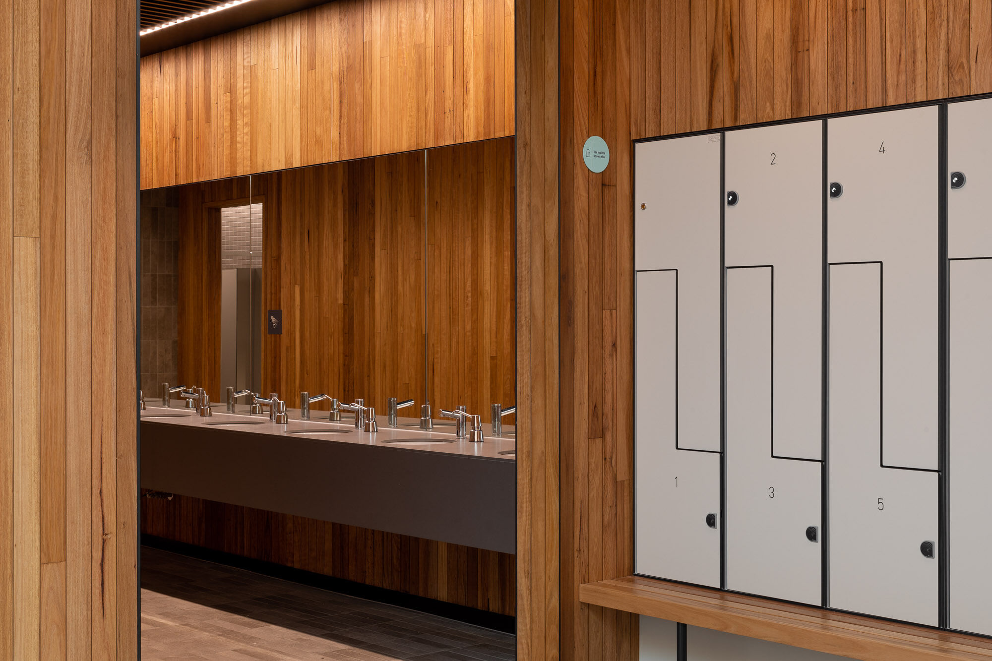 Metra Smart rental lockers for members