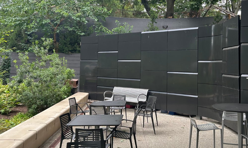 Screenwall and Patio - Cleveland Museum of Natural History