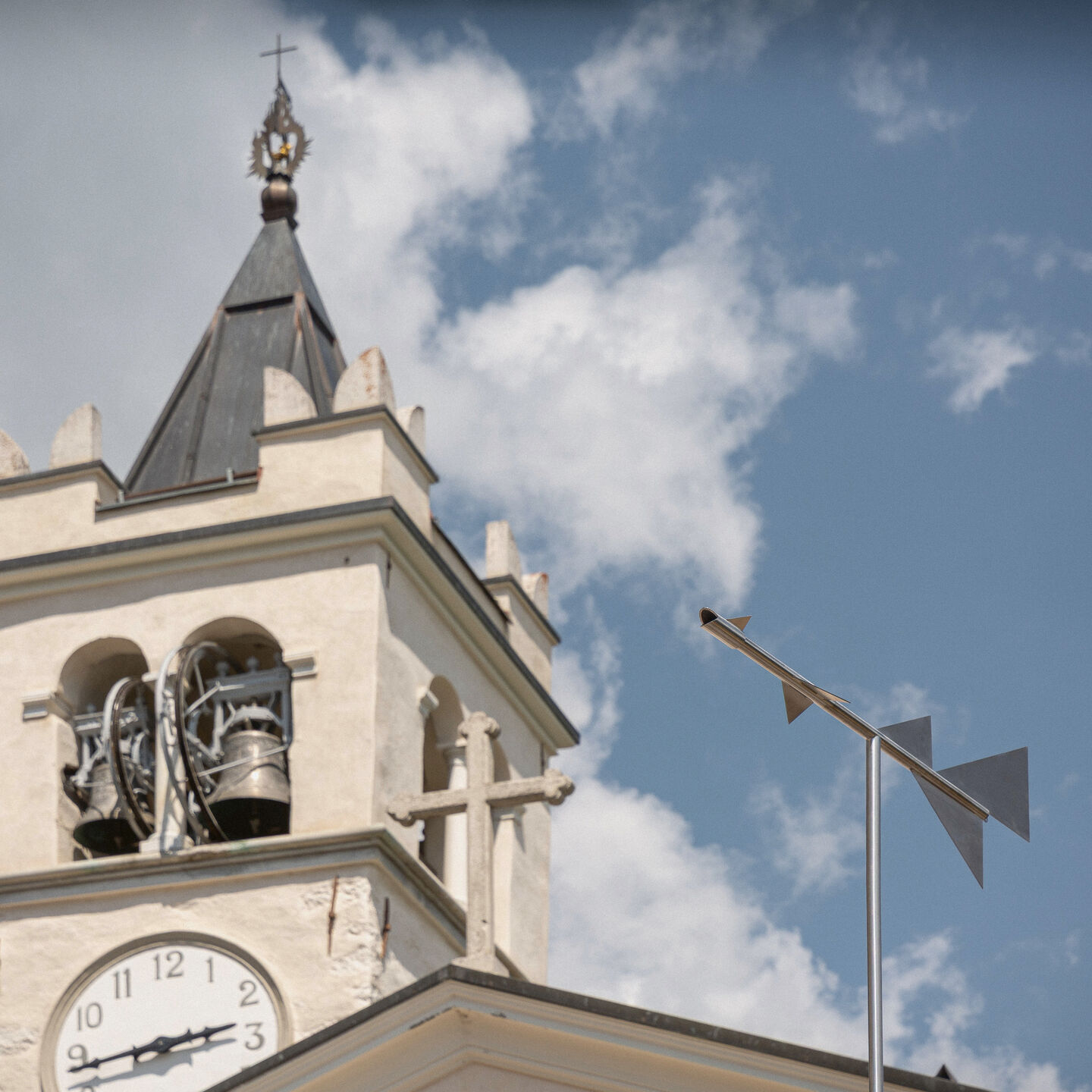 HIC SUNT DRACONES_weathervane