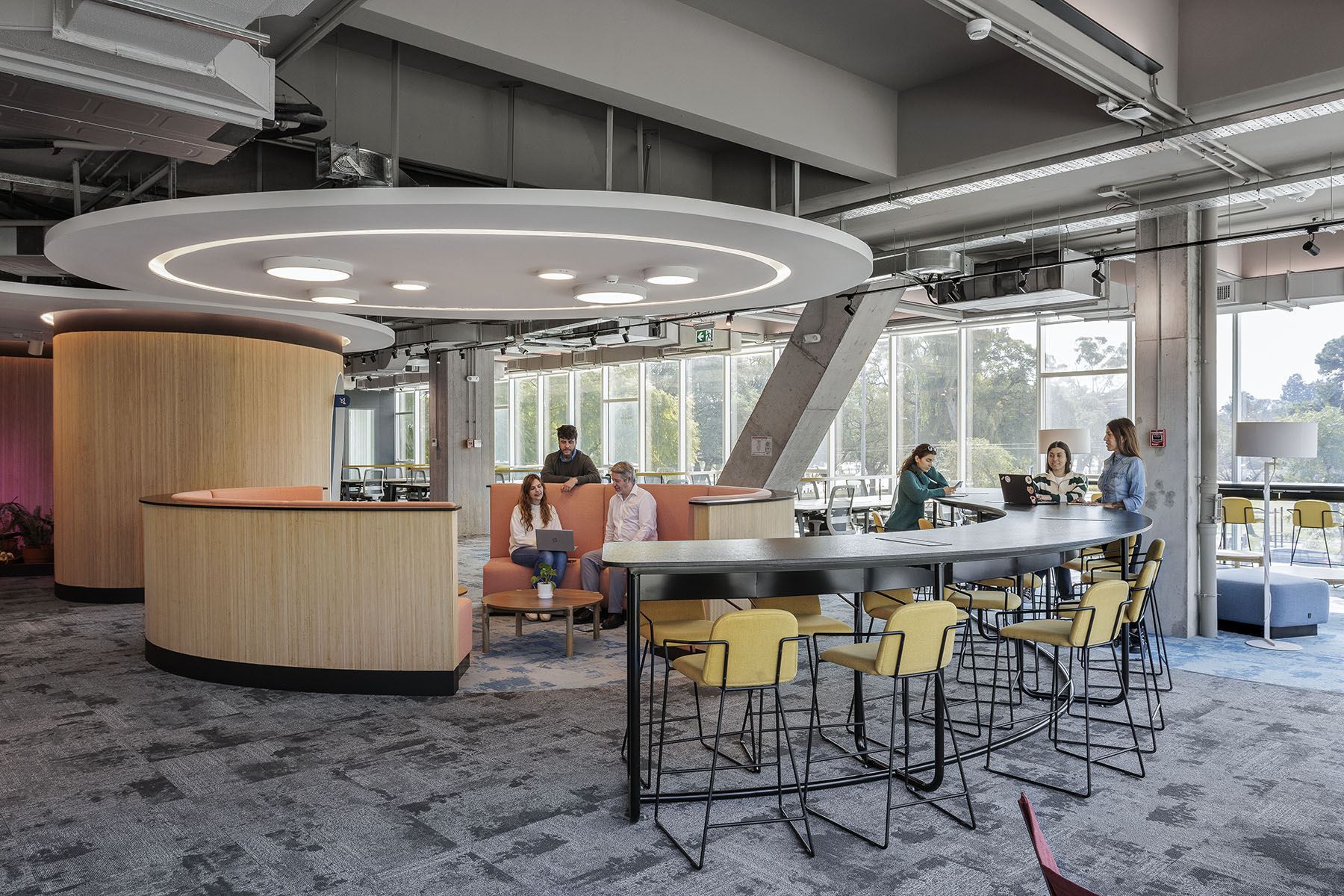 Office Design and Architecture by Contract Workplaces