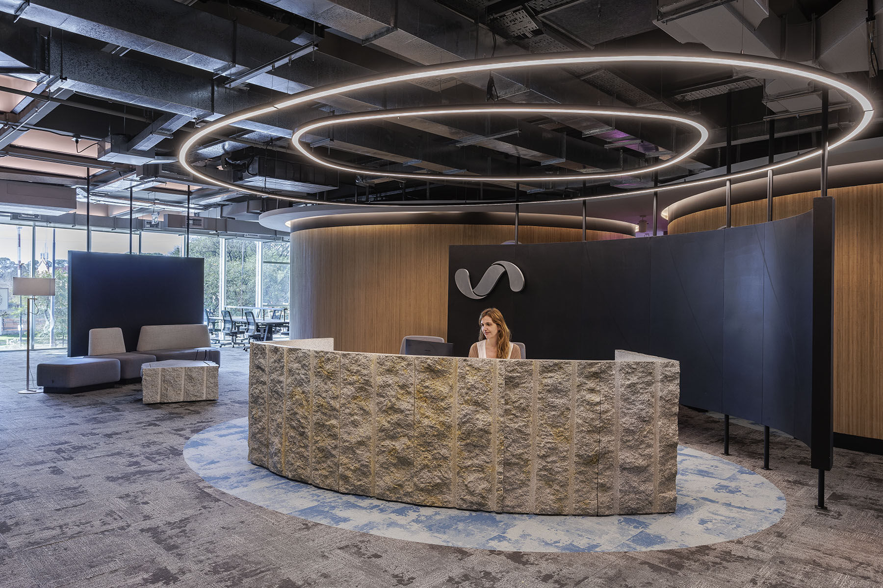 Office Design and Architecture by Contract Workplaces
