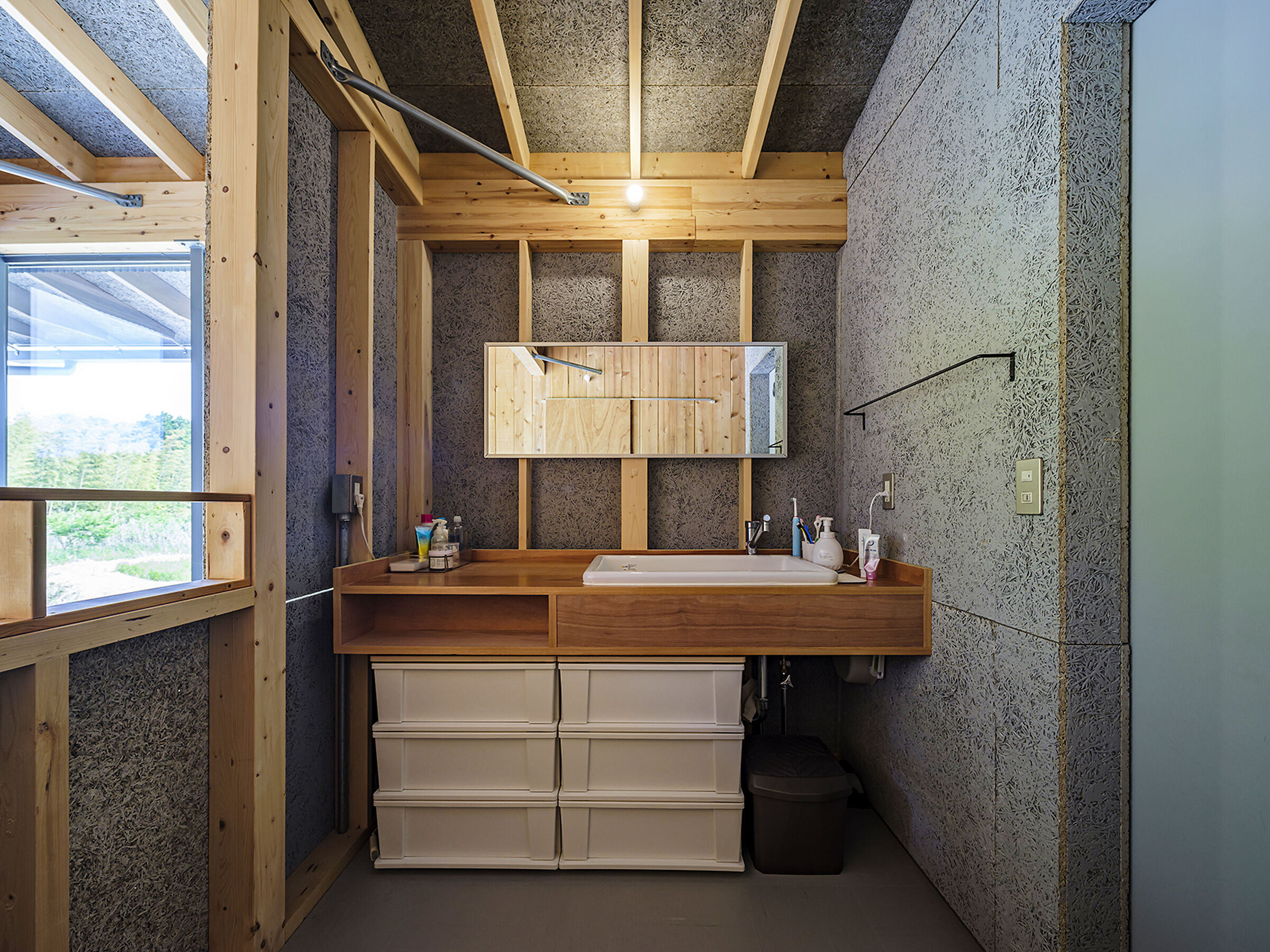 Wash room of the 2nd floor