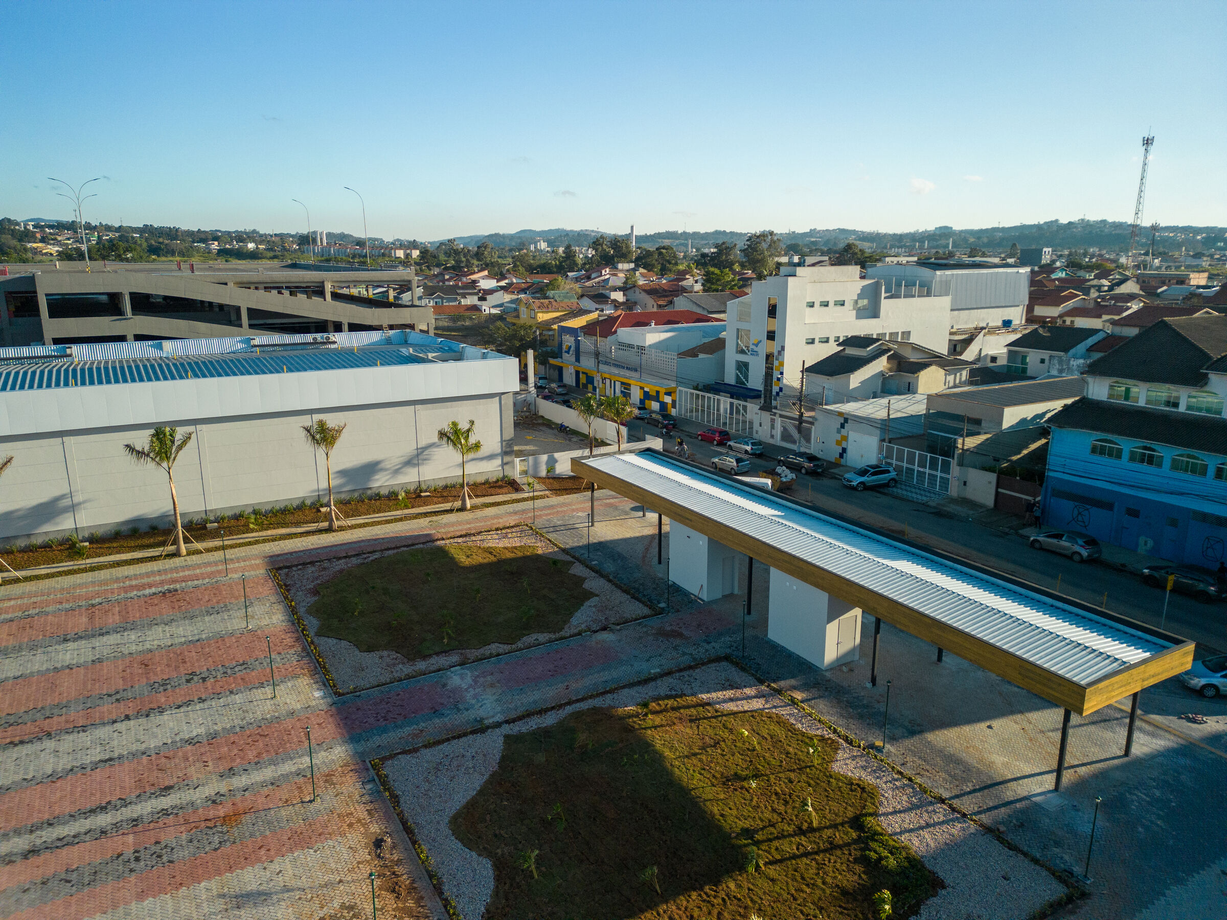 Poupatempo Suzano + Praça Pública