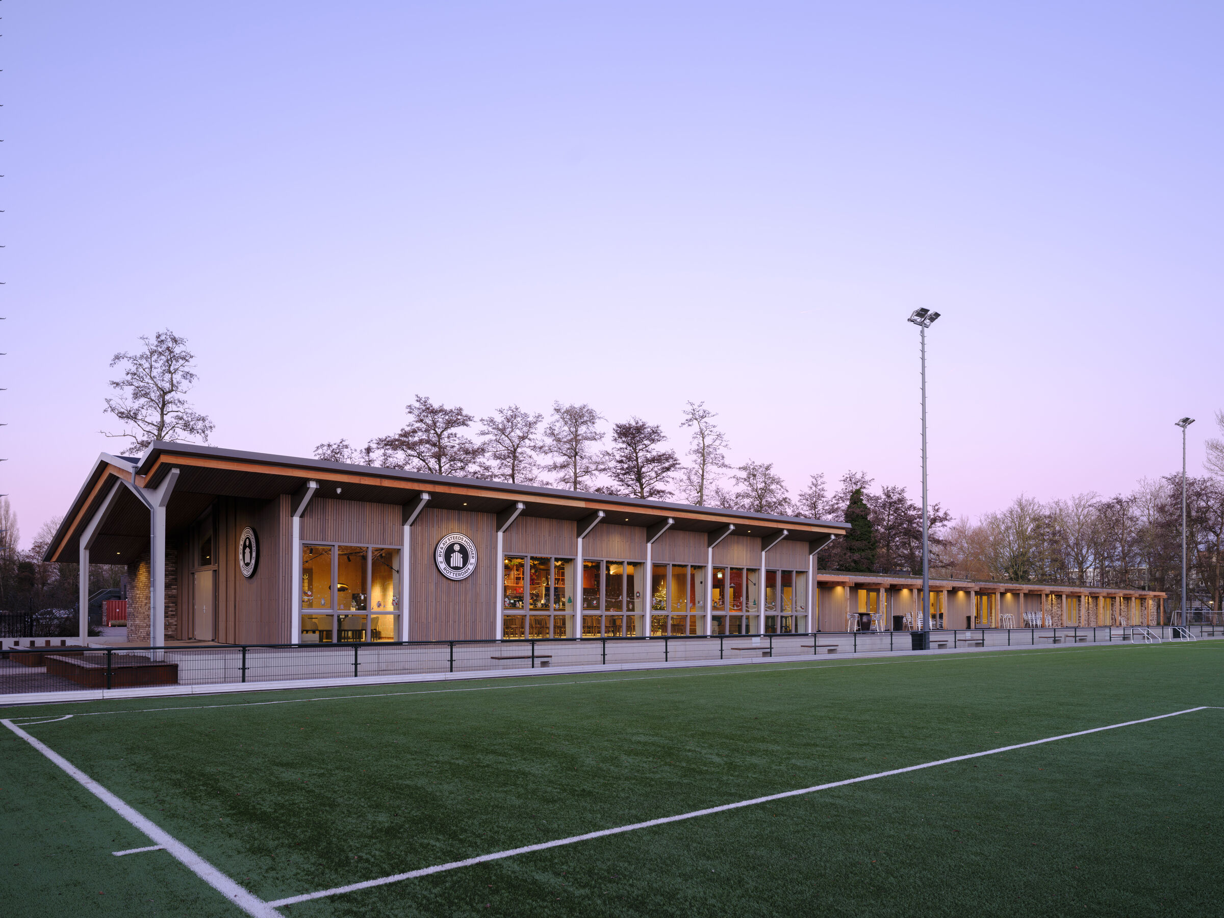 Sportpaviljoen Steeds Hooger