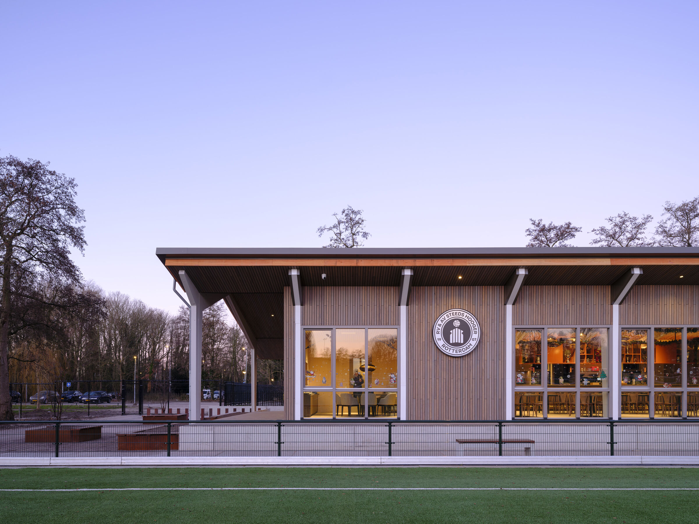Sportpaviljoen Steeds Hooger