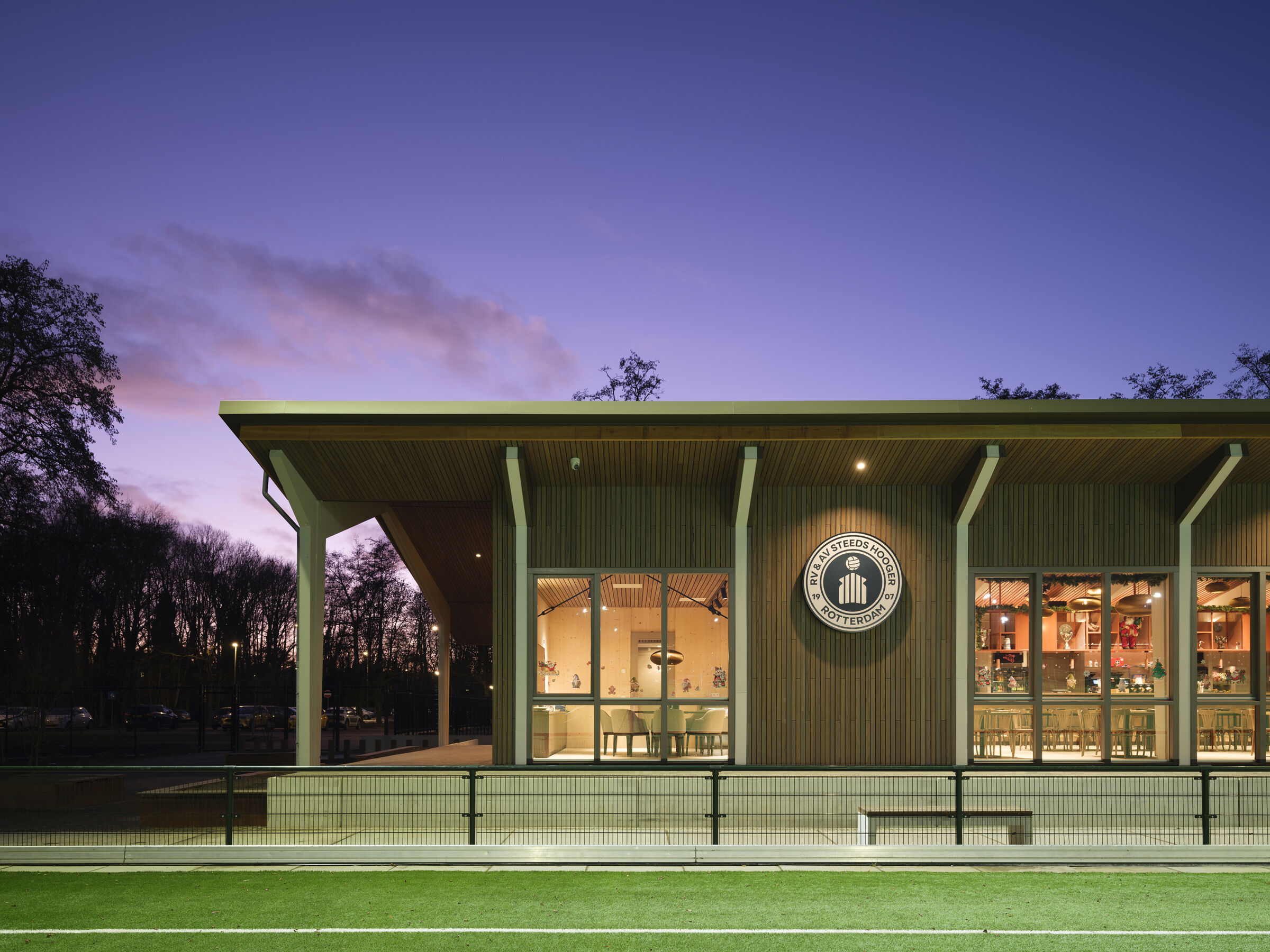 Sportpaviljoen Steeds Hooger
