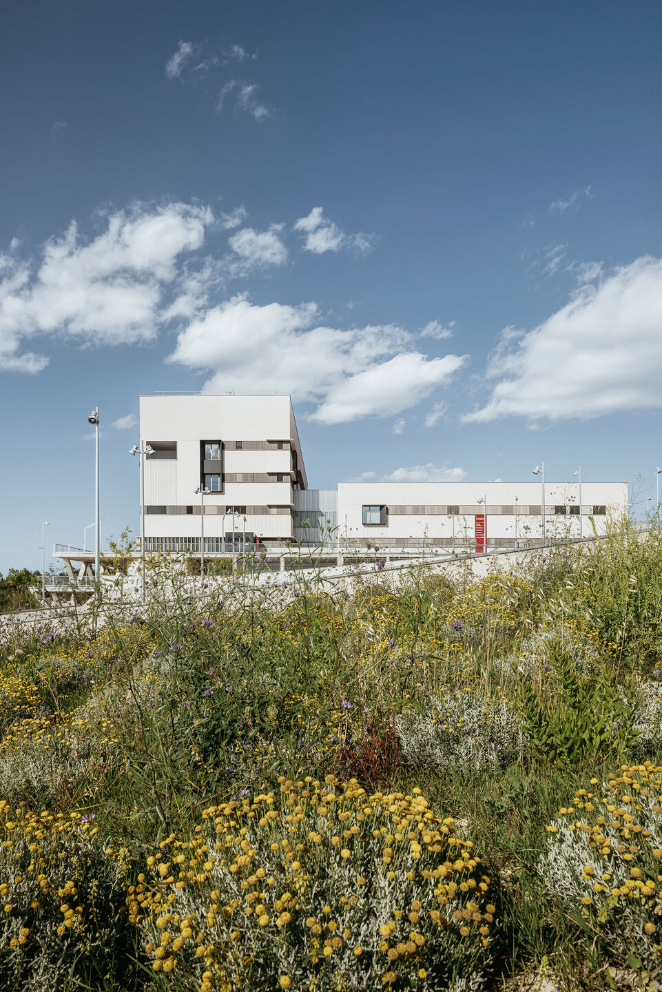 Ont. Hospital_Contell-Martínez+M.Vega