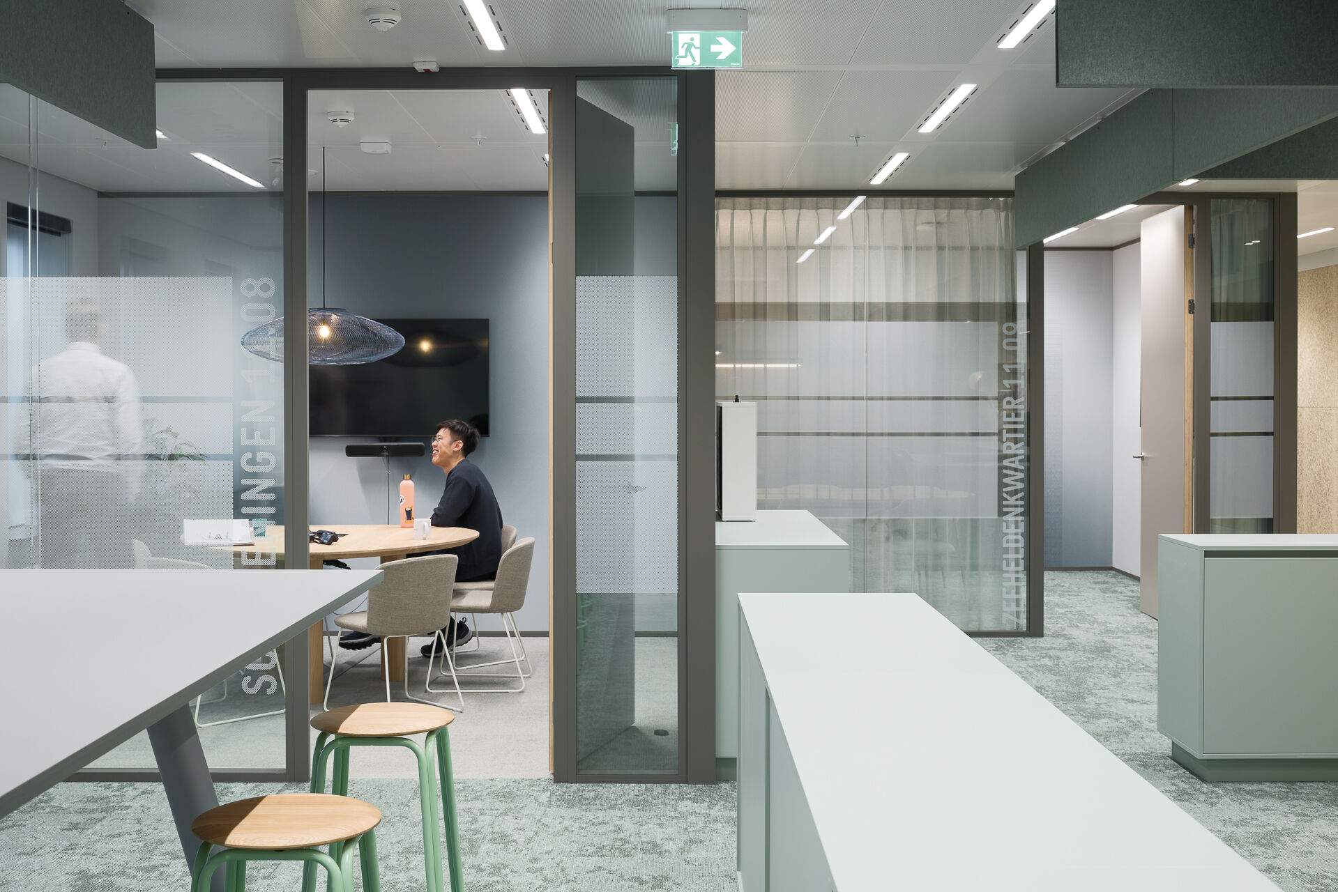 Floor plan of the 1,100 m² Sweco office at WTC The Hague. The plan shows the zoning structure underlying the micro-city concept: distinct neighbourhoods for focus, collaboration and movement.