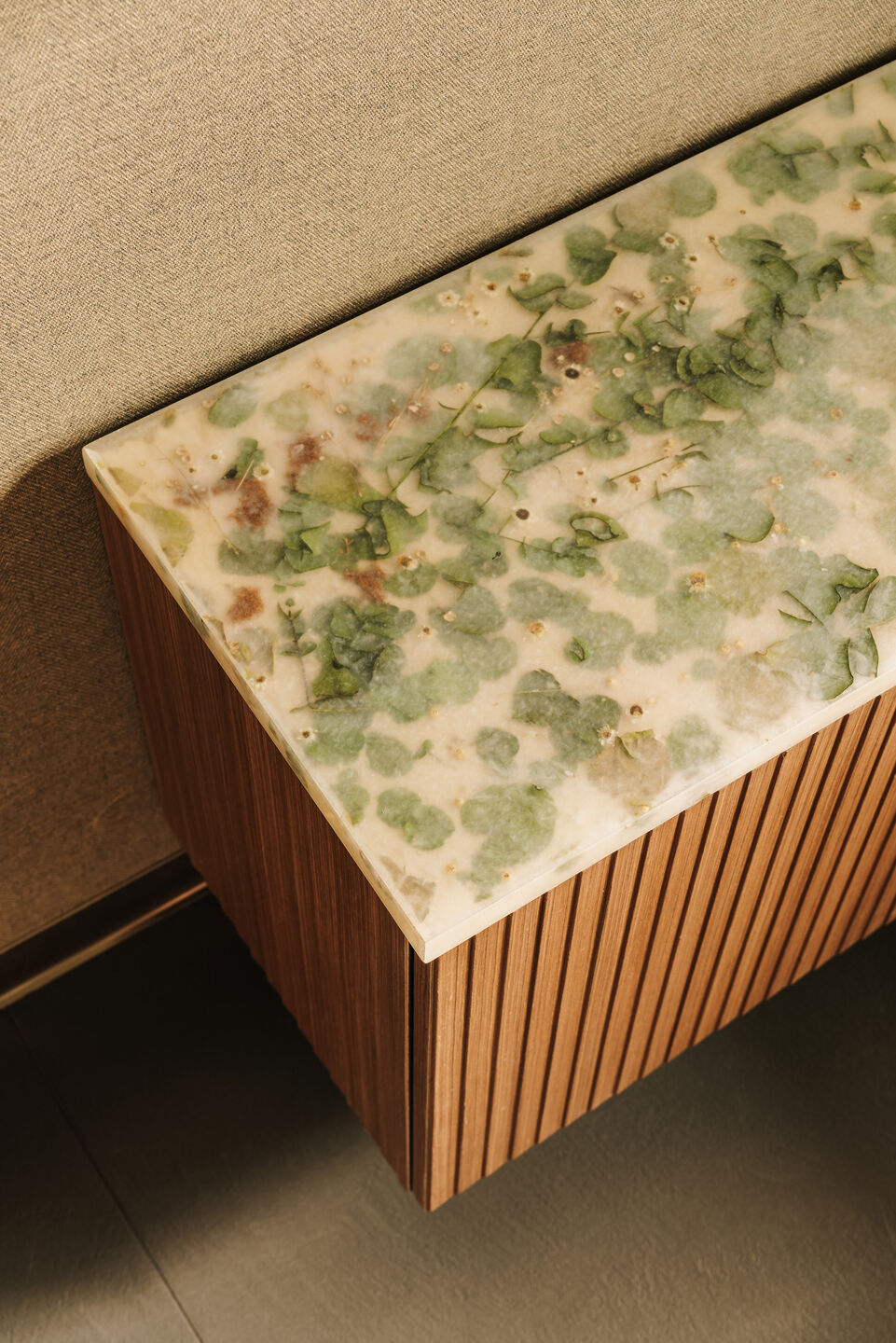 Resin tabletop with embedded plants