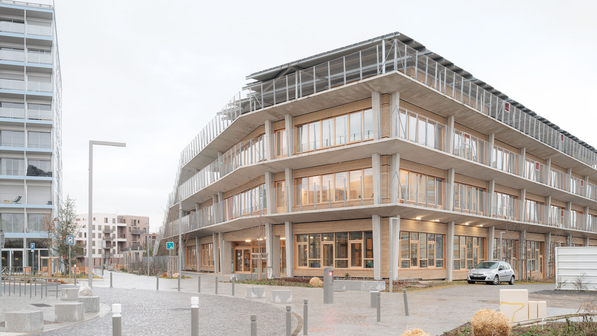Yvonne Kerzrého School Complex | sam architecture | Archello