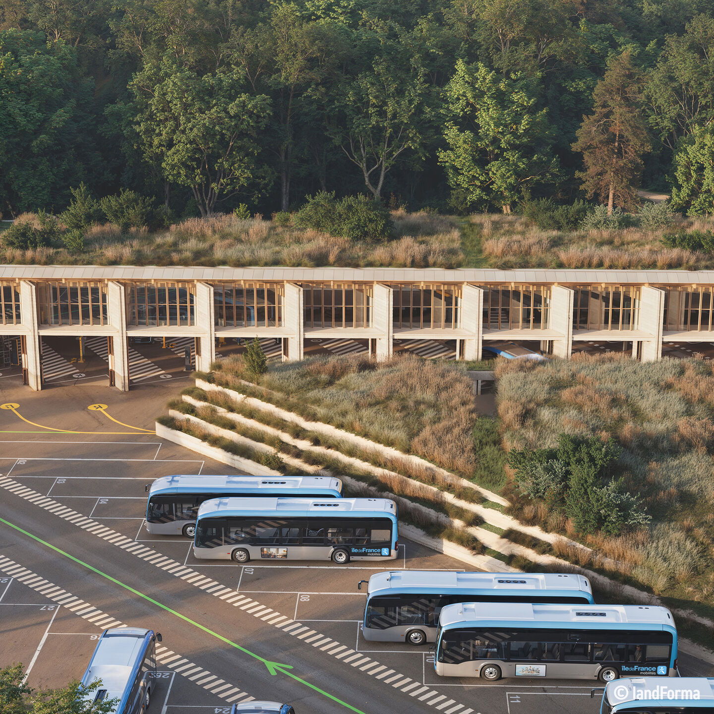 Bus operation centre, Versailles