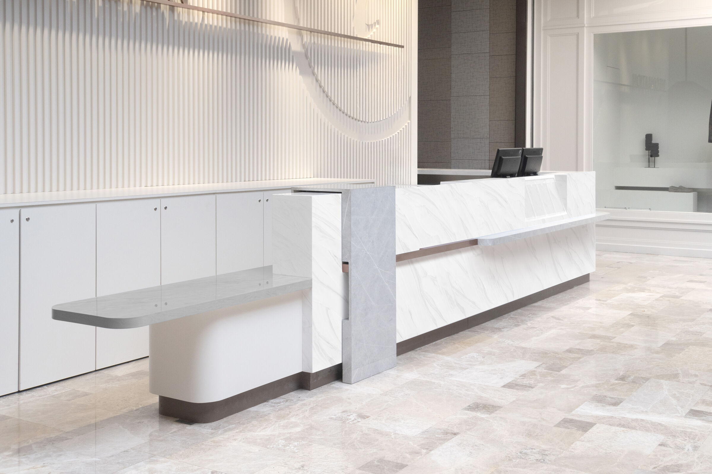 M802 Soft Statuario & M020 Mt. Grigio
