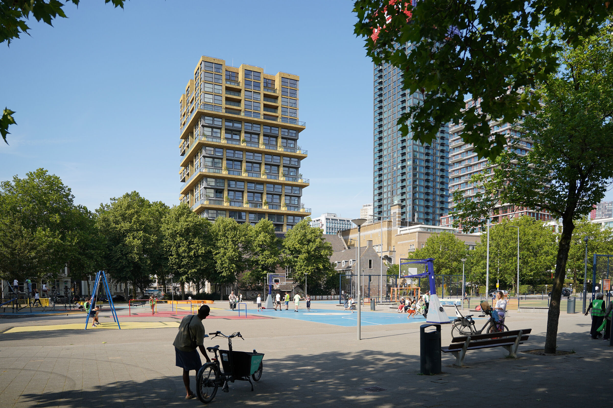 De Maasbode from Schiedamsesingel