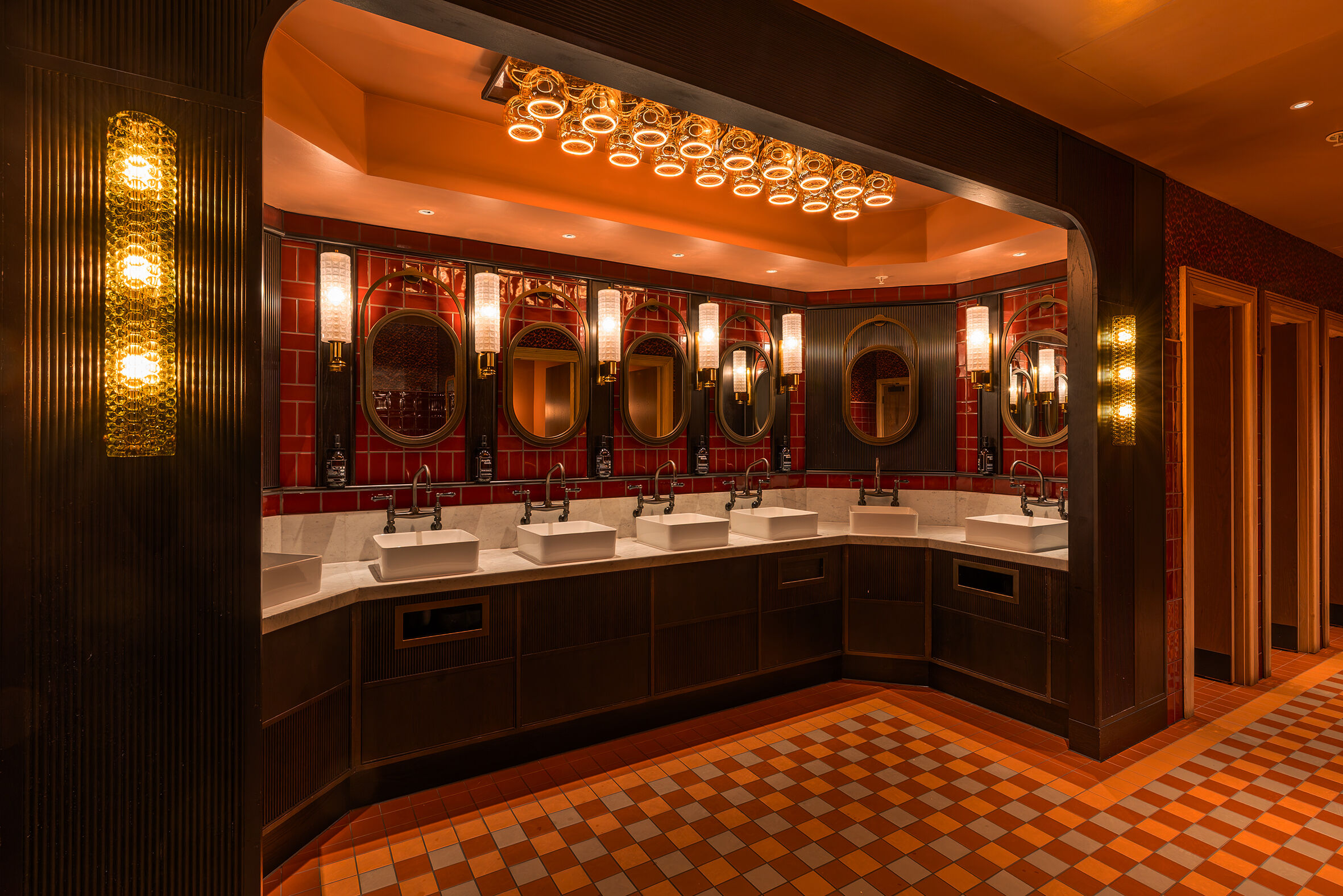 Poolhouse London - Rest Rooms