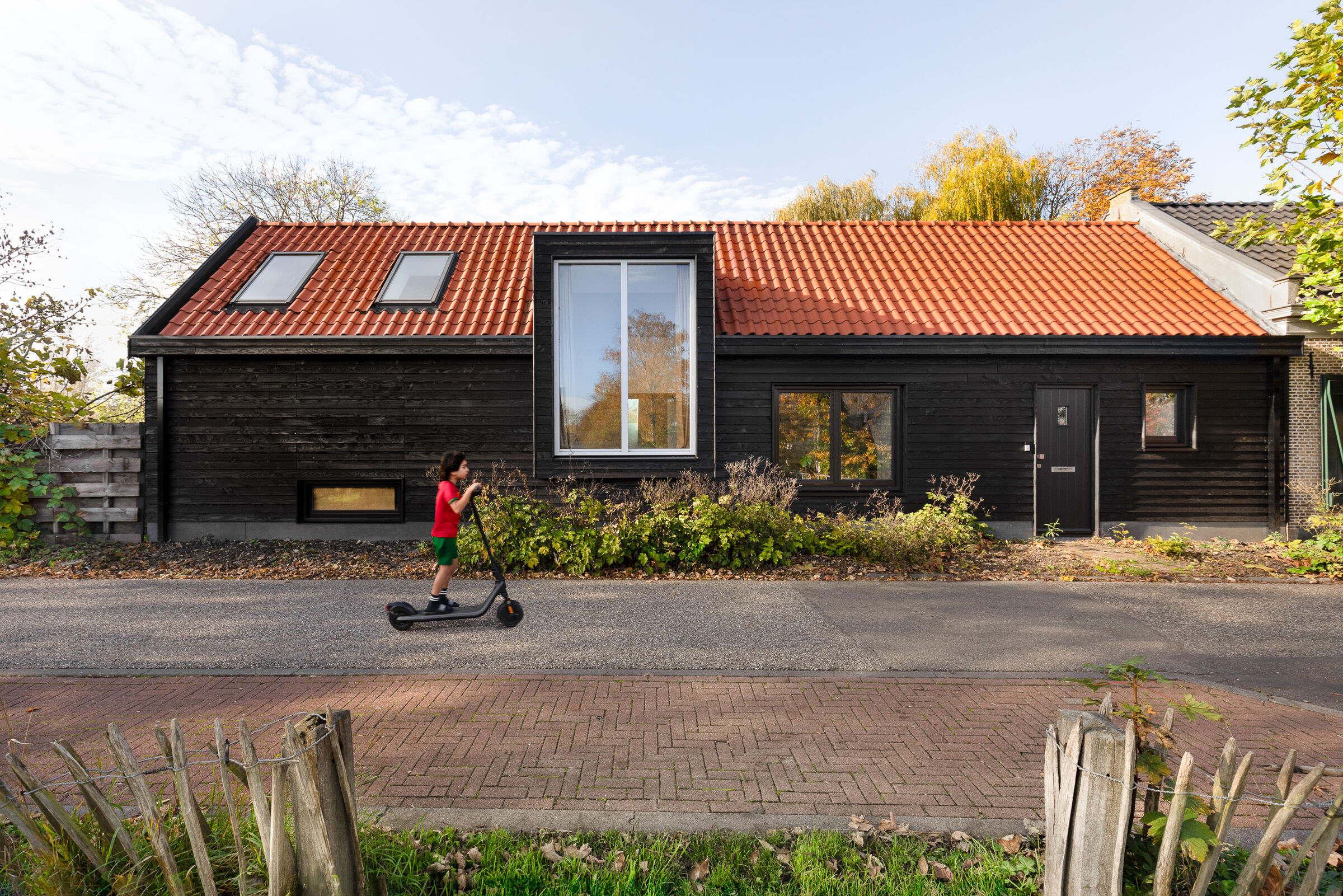 Dike Residence Heenvliet - Frontal View
