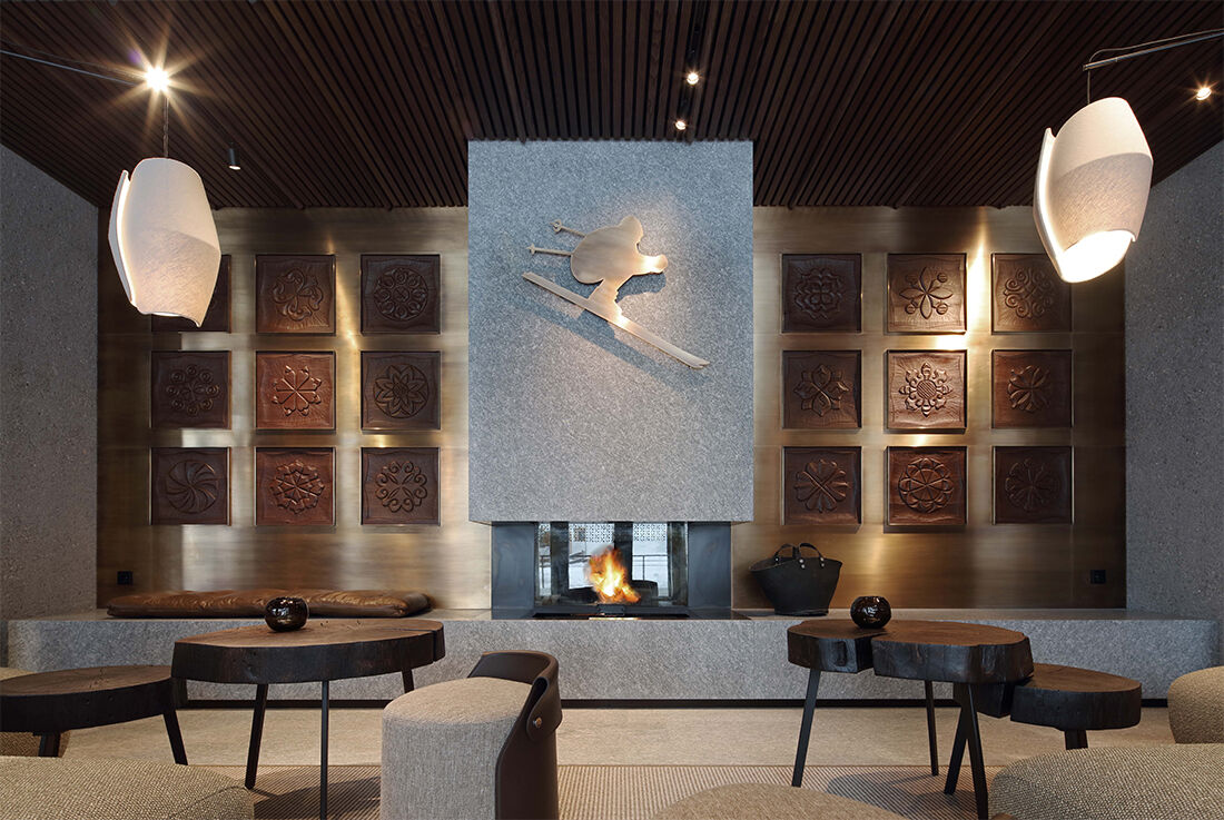 Hotel Kristberg - Salon Lech Fireplace Lounge