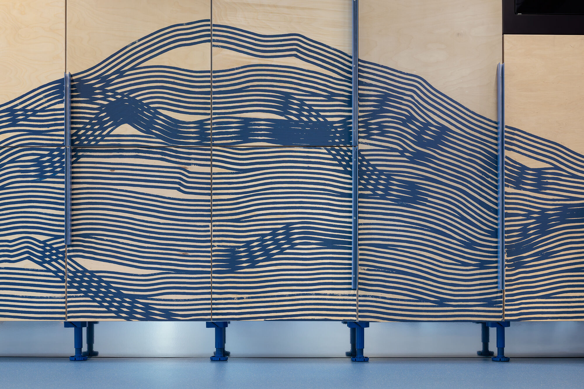 Circular pantry by Bruno Vermeersch