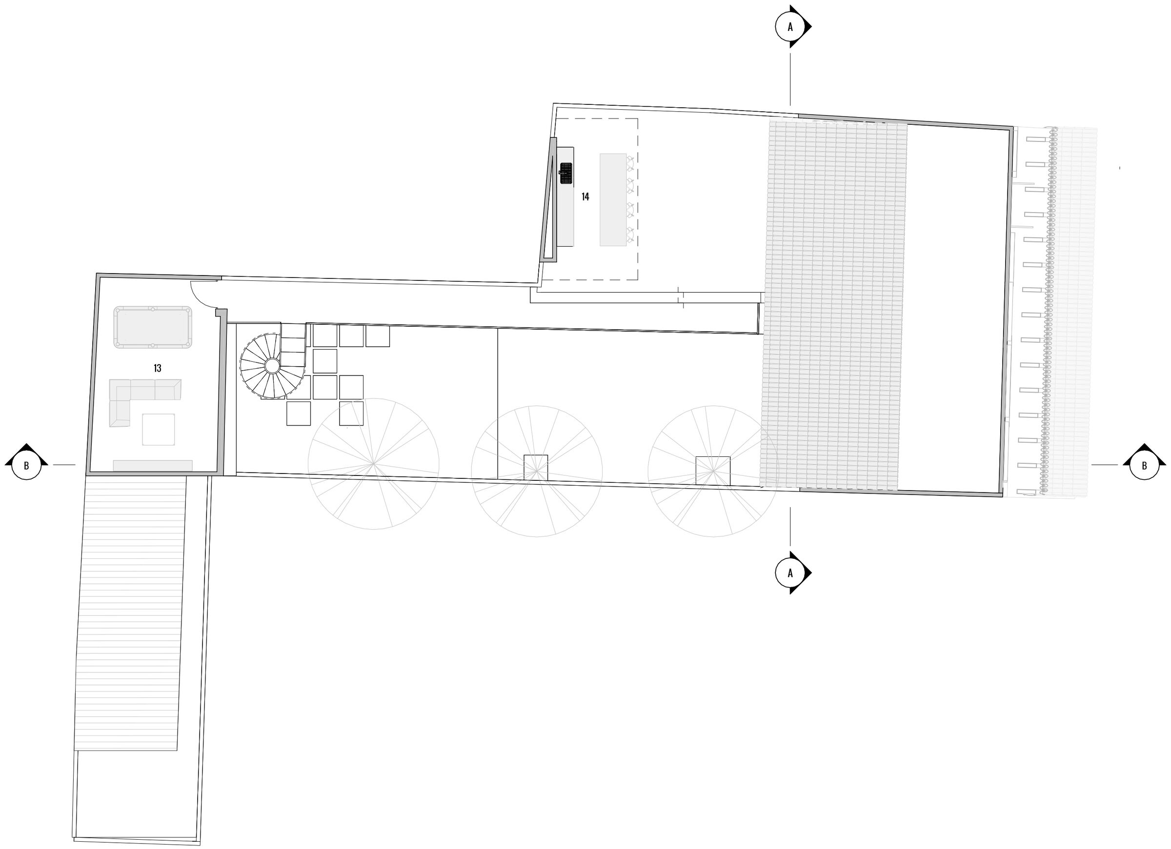 Upper-floor plan with numbered spaces: 13 games room; 14 bar and terrace overlooking the Metropolitan Cathedral.