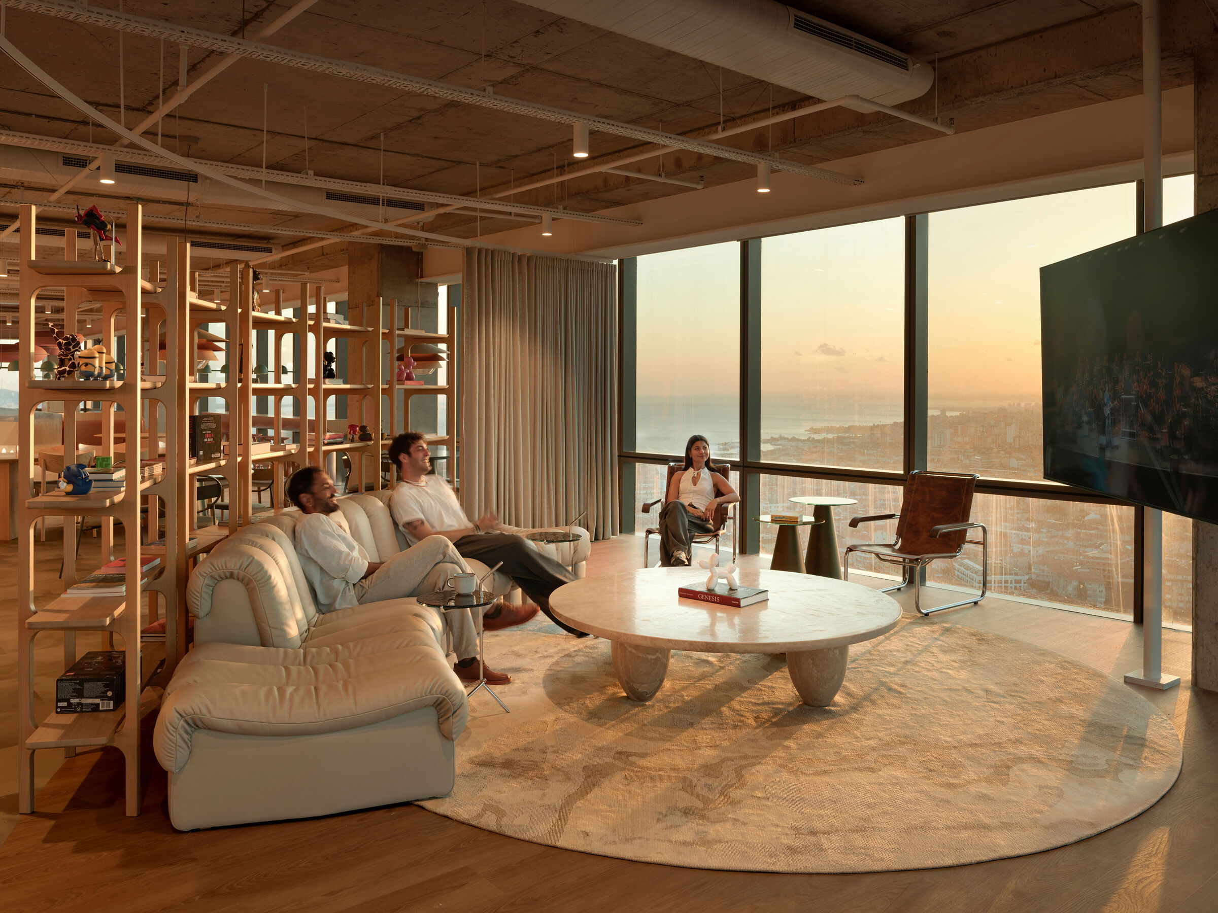 Tv Lounge