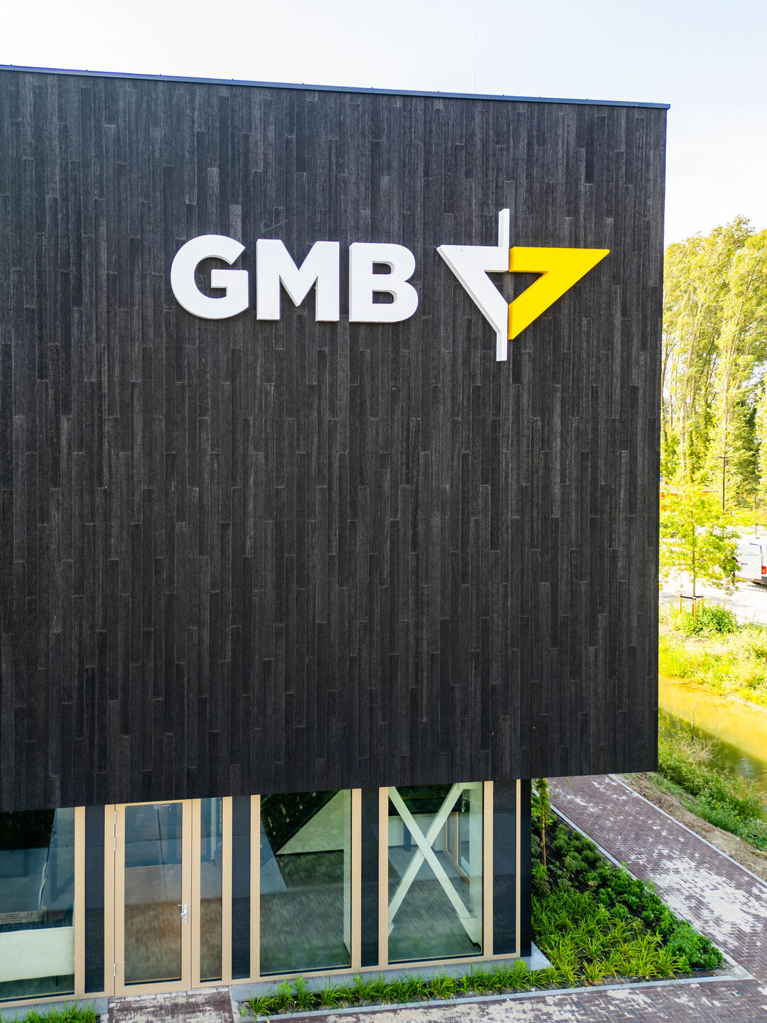 Circular office building GMB Dodewaard